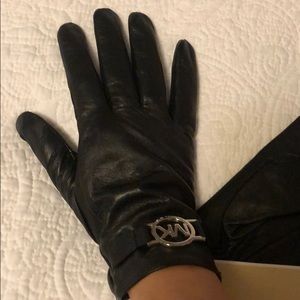 Michael Kors Accessories - Michael kors Michael Kors Accessories - Michael kors